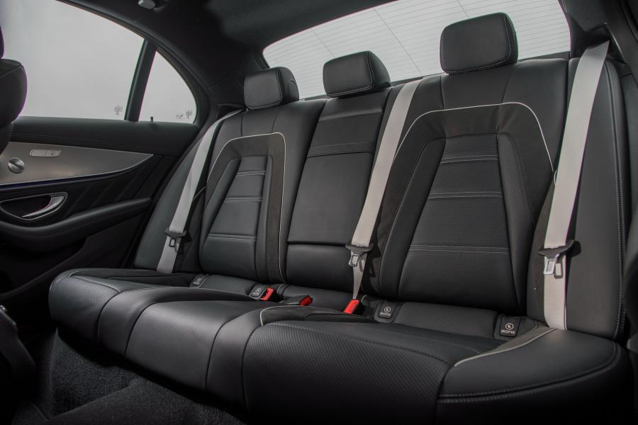 Интерьер Mercedes-AMG E63 S 4Matic+ (W213) 2017 года  (NA) (фото 17 из 40)